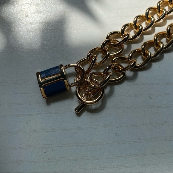 NWOT Worthington Gold Tone 17 Inch Curb Pendant
Necklace - Picture 9 of 12